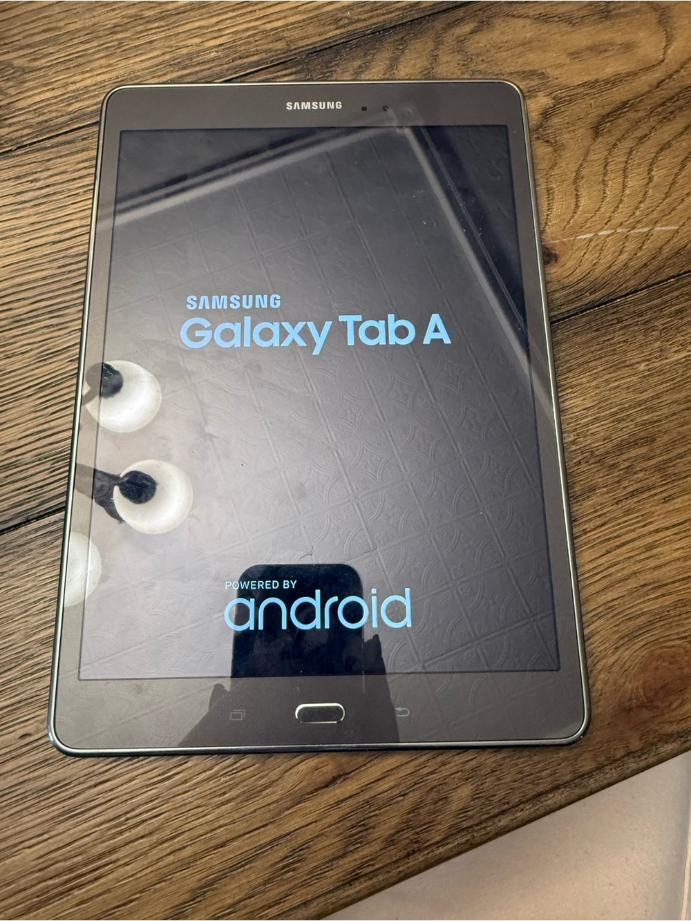 Samsung Galaxy Tab A - Black Front, Silver Trim